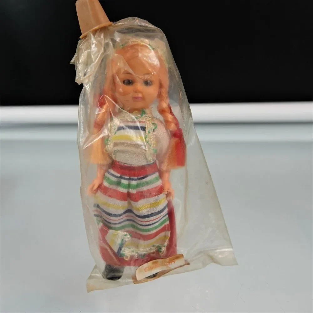 Sweden Vintage 60s Dolls from Around the World